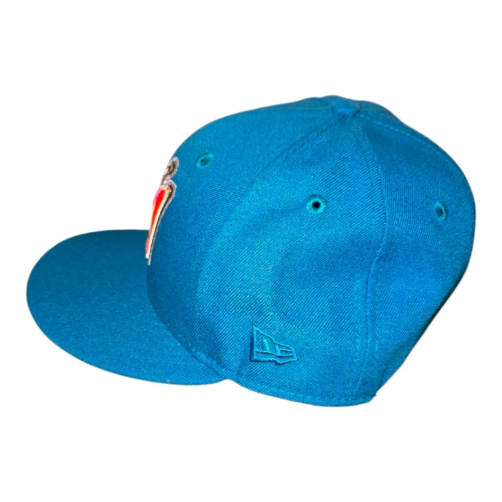 hat club beautiful new